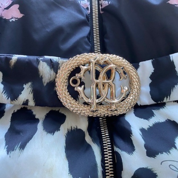 Roberto Cavalli Black and Pink Puffer Jacket with Bold Patterns - Picture 12 of 16